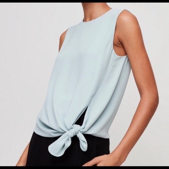 Babaton baby blue sleeveless blouse (M) - Picture 1 of 7